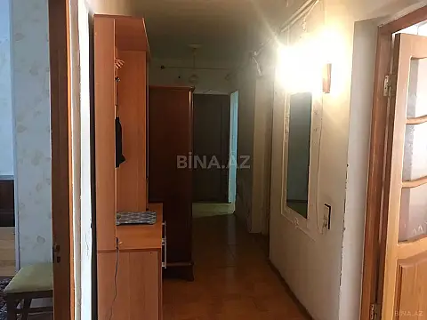 Satılır 5 otaqlı mənzil 110 m²