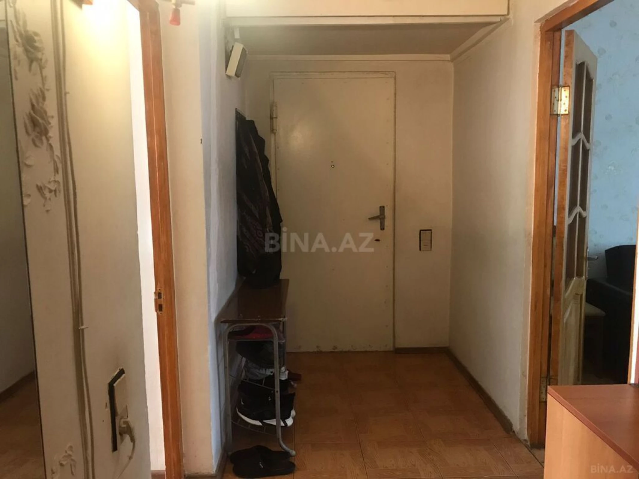 Satılır 5 otaqlı mənzil 110 m²