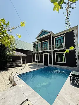 Kirayə verilir 5 otaqlı həyət evi 220 m² — Qəbələ 5 otaq 220.00 m²