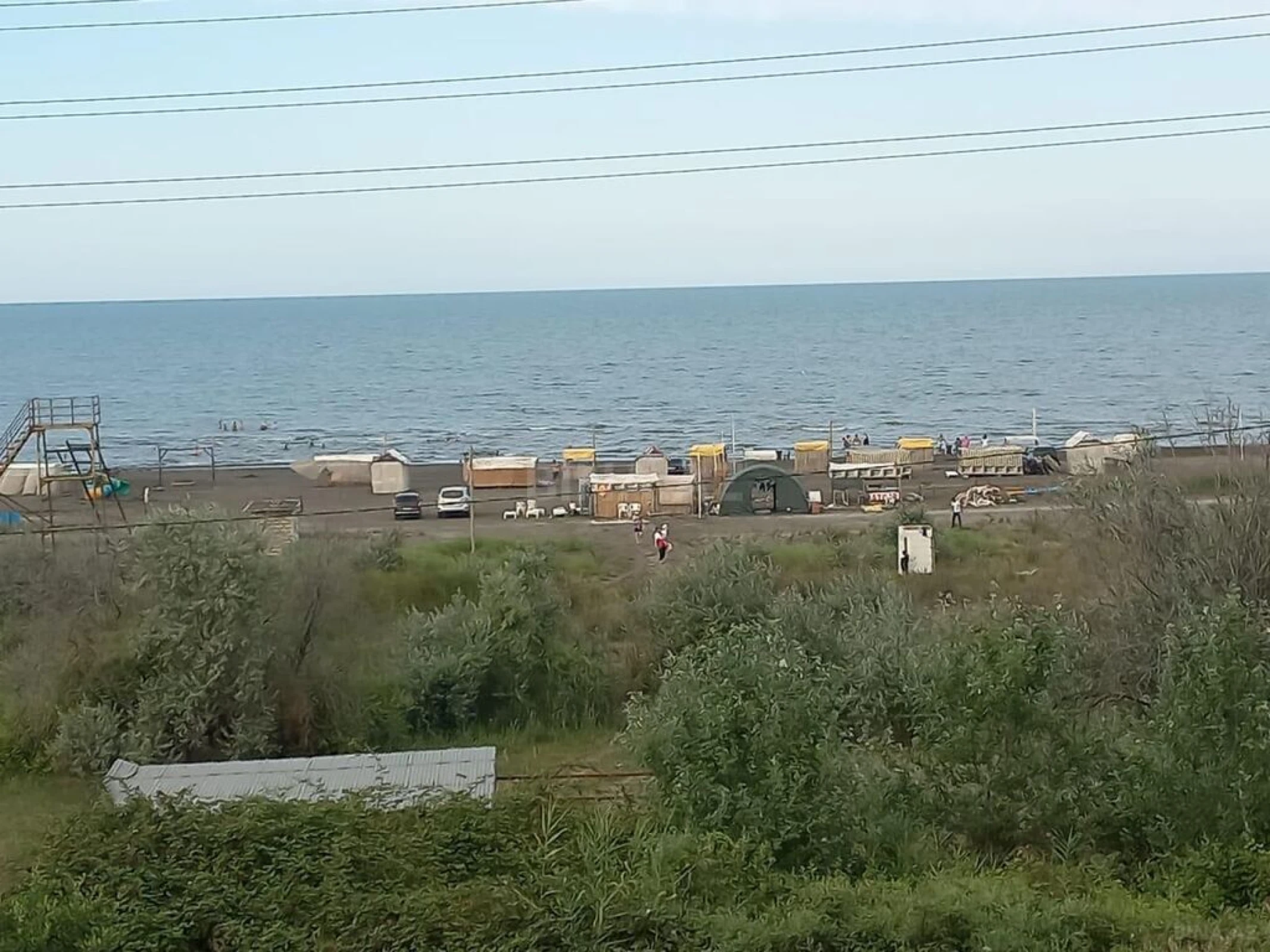 Satılır obyekt 557 m²