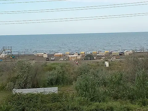Satılır obyekt 557 m²