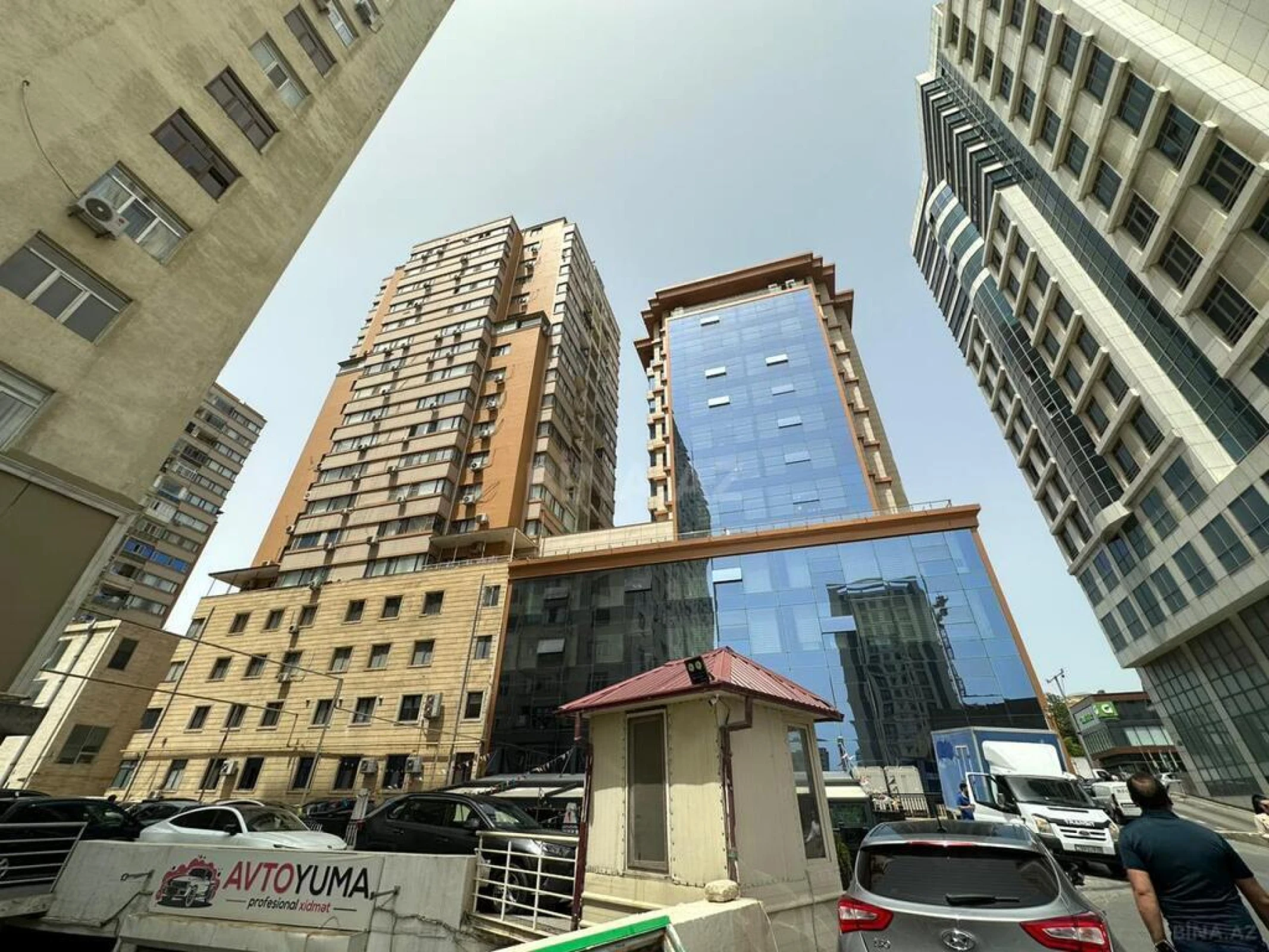 Satılır 3 otaqlı mənzil 128 m²