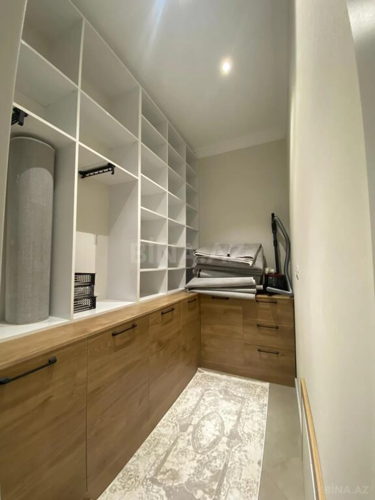 Kirayə verilir 3 otaqlı mənzil 140 m²