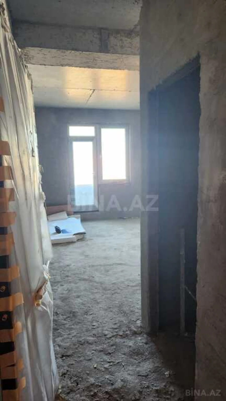 Satılır 1 otaqlı mənzil 27 m²