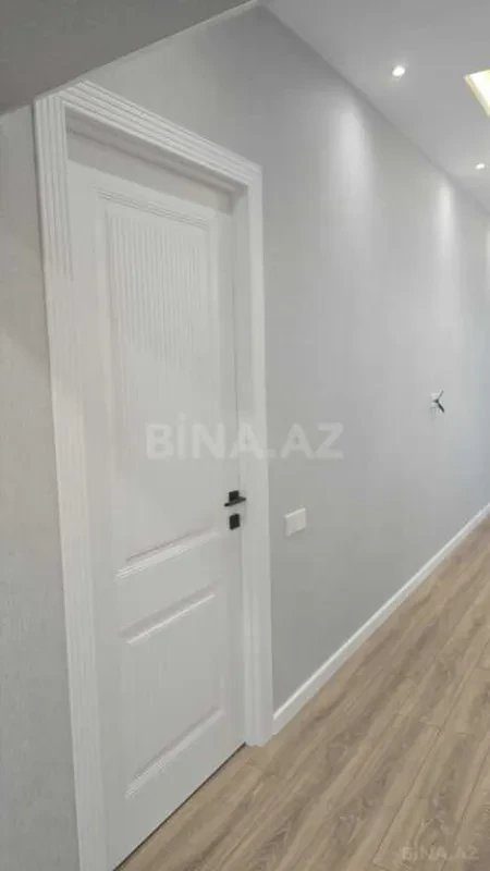 Satılır 2 otaqlı mənzil 74.5 m²