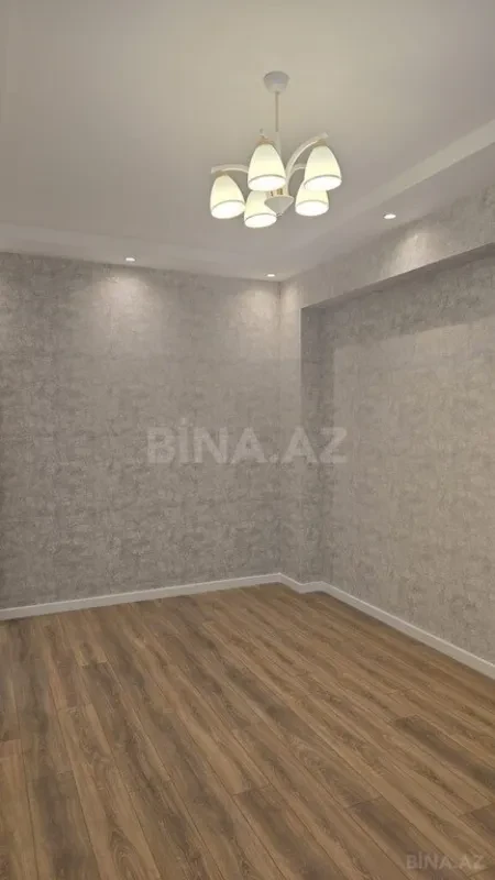 Satılır 2 otaqlı mənzil 74.5 m²