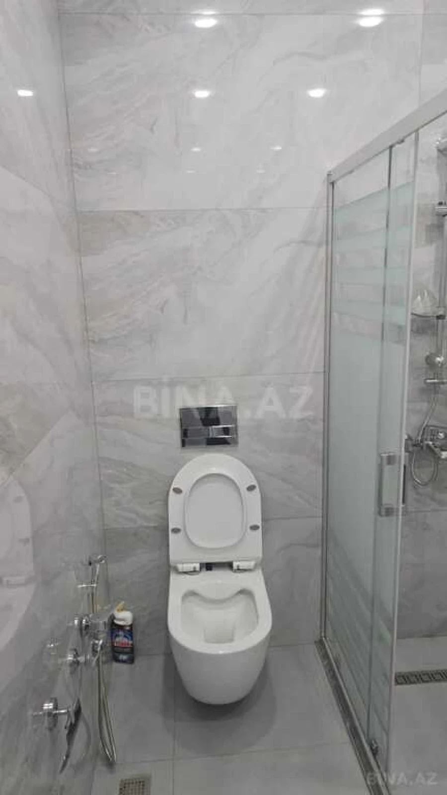 Satılır 2 otaqlı mənzil 74.5 m²
