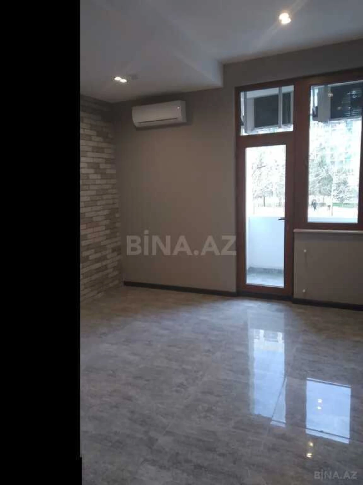 Kirayə verilir 7 otaqlı ofis 216 m²