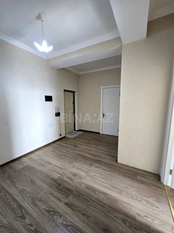 Satılır 2 otaqlı mənzil 70 m²