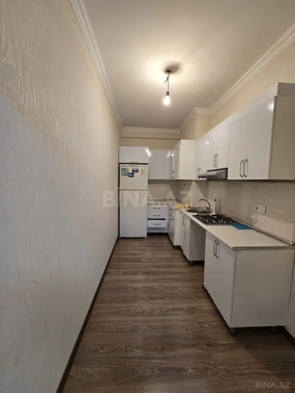 Satılır 2 otaqlı mənzil 70 m²