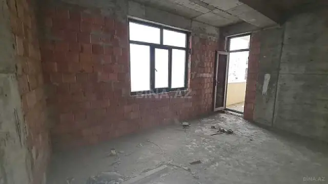 Satılır 3 otaqlı mənzil 125 m²