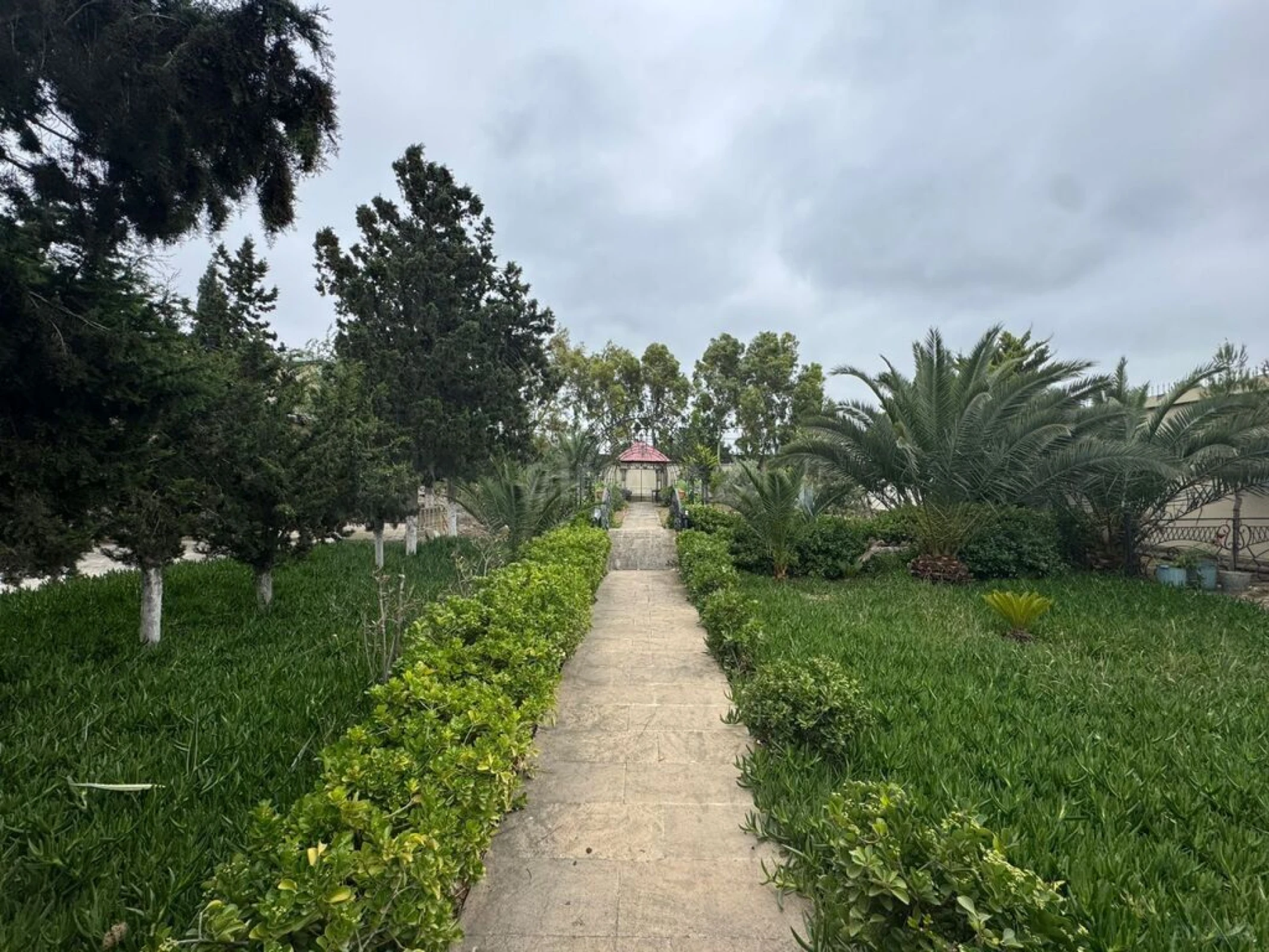 Satılır torpaq sahəsi 24 m²