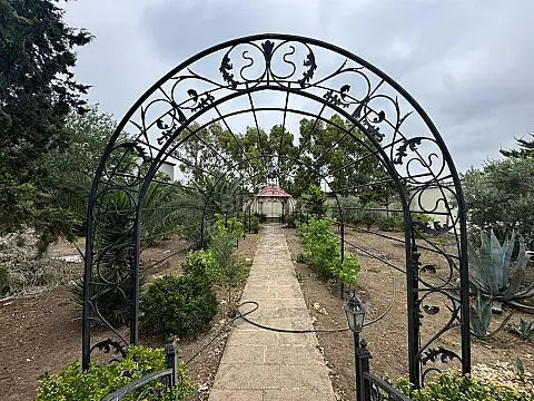 Satılır torpaq sahəsi 24 m²