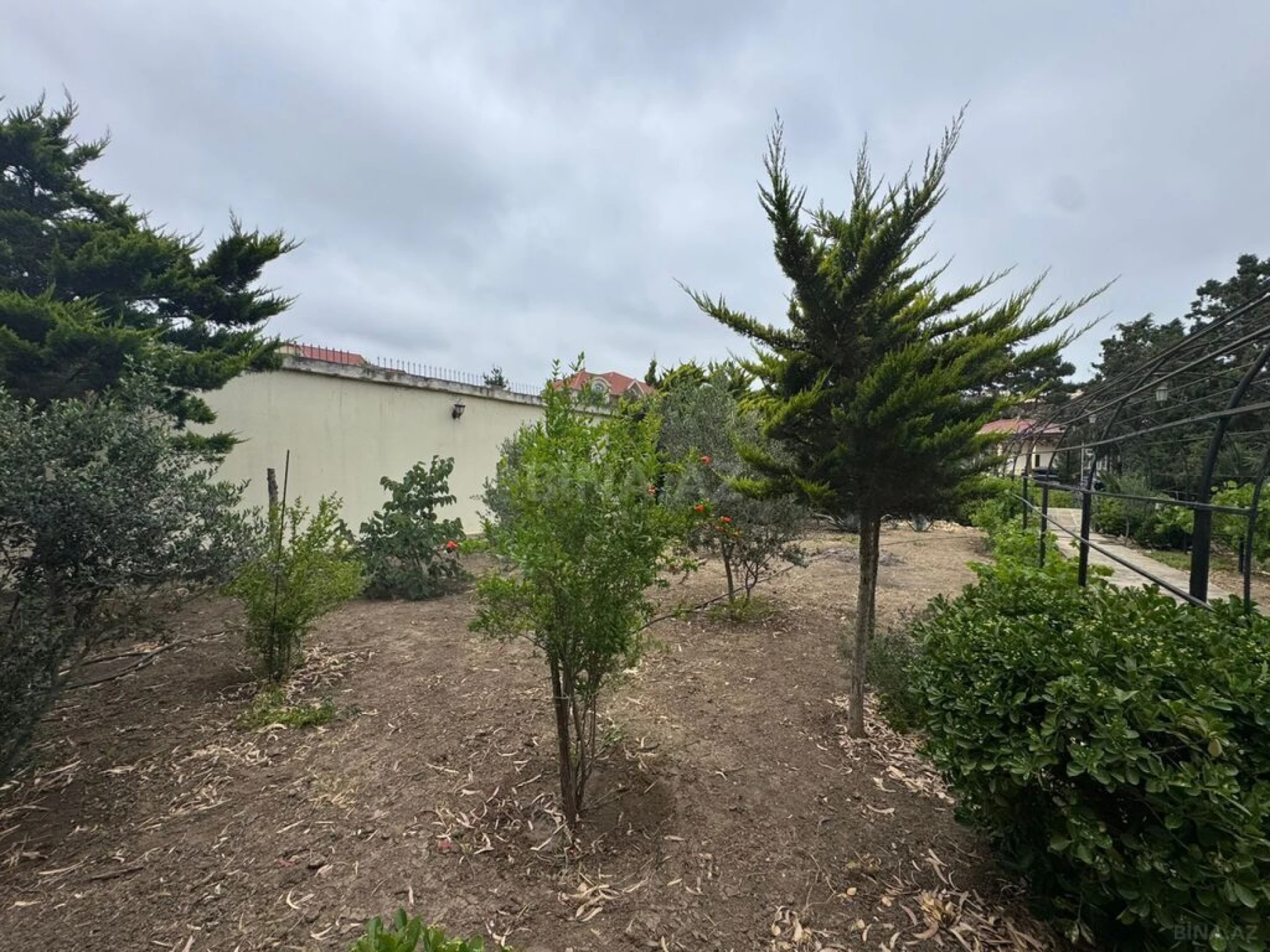 Satılır torpaq sahəsi 24 m²