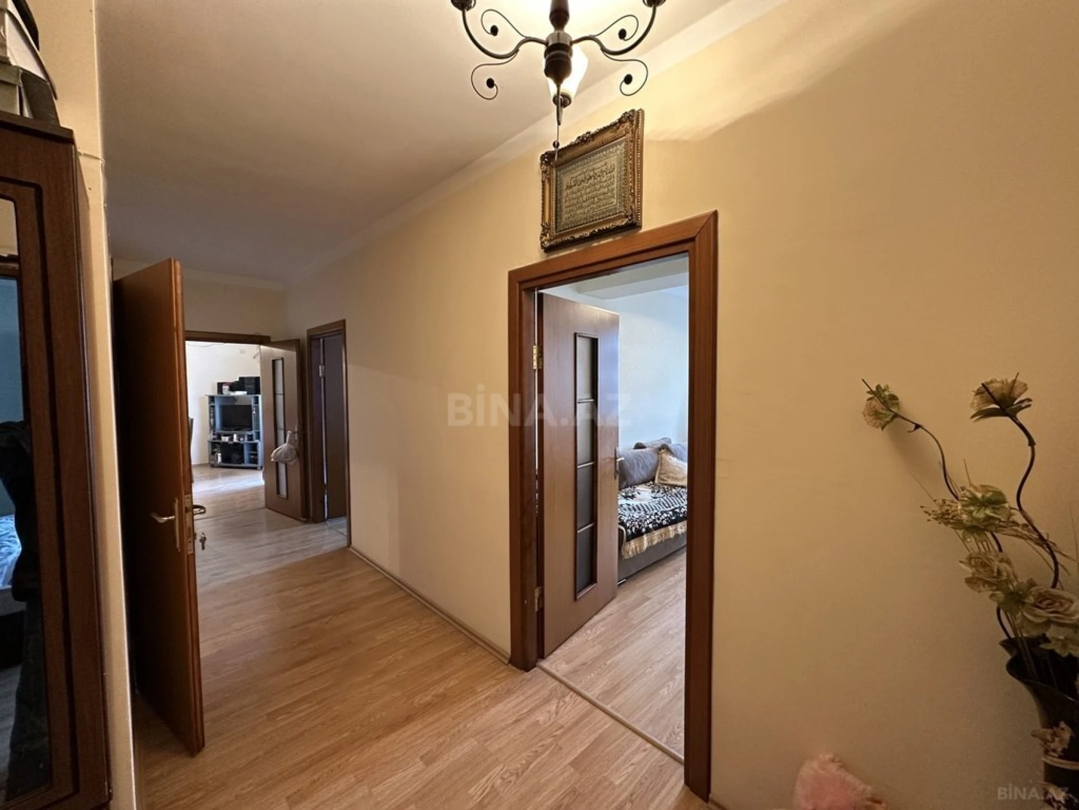 Satılır 3 otaqlı mənzil 110 m²
