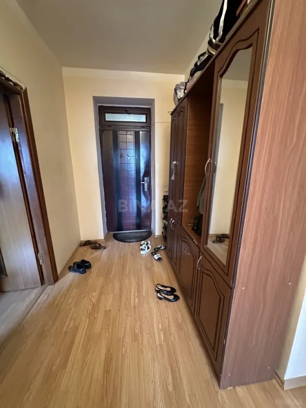 Satılır 3 otaqlı mənzil 110 m²