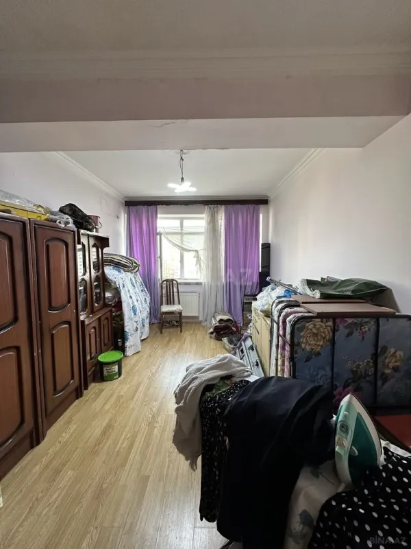 Satılır 3 otaqlı mənzil 110 m²