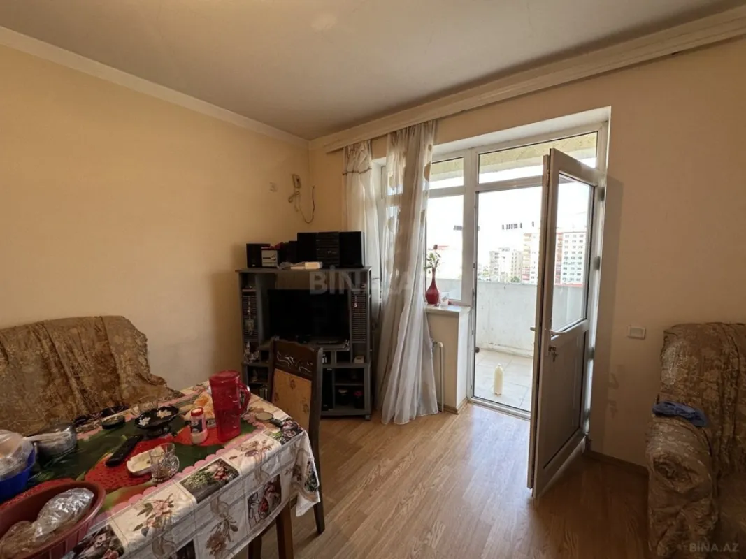 Satılır 3 otaqlı mənzil 110 m²