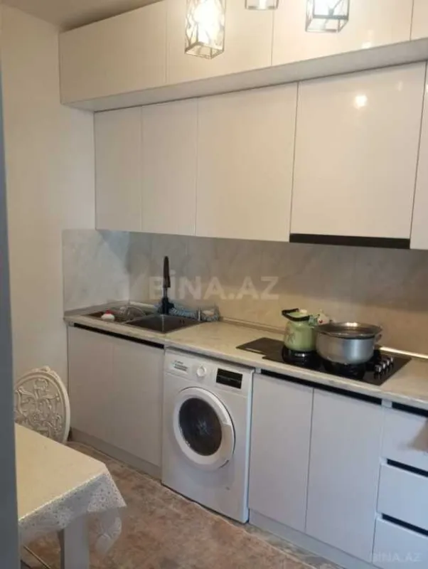 Satılır 5 otaqlı həyət evi 160 m²