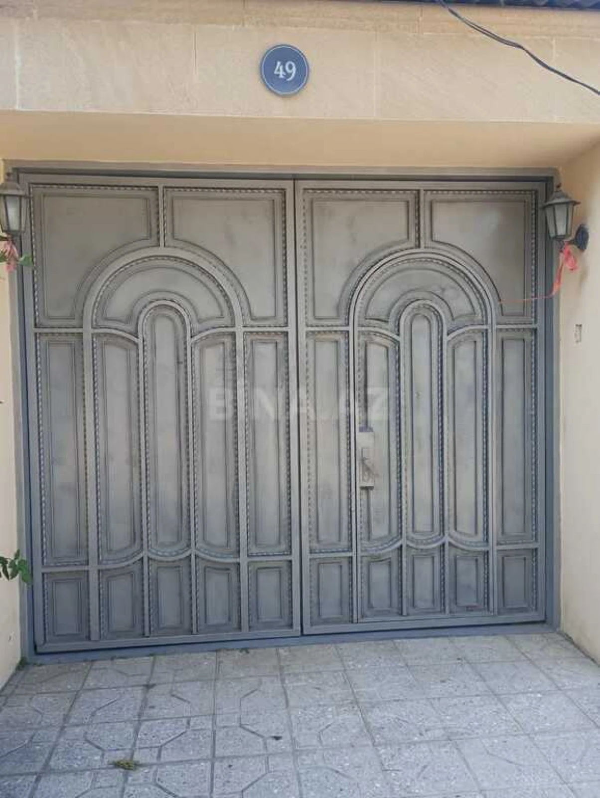 Satılır 5 otaqlı həyət evi 160 m²