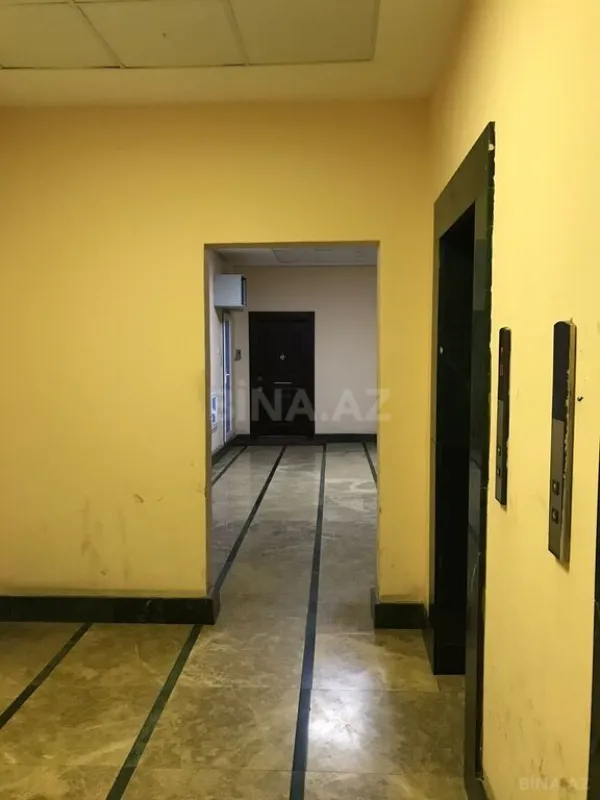 Satılır 3 otaqlı mənzil 127 m²