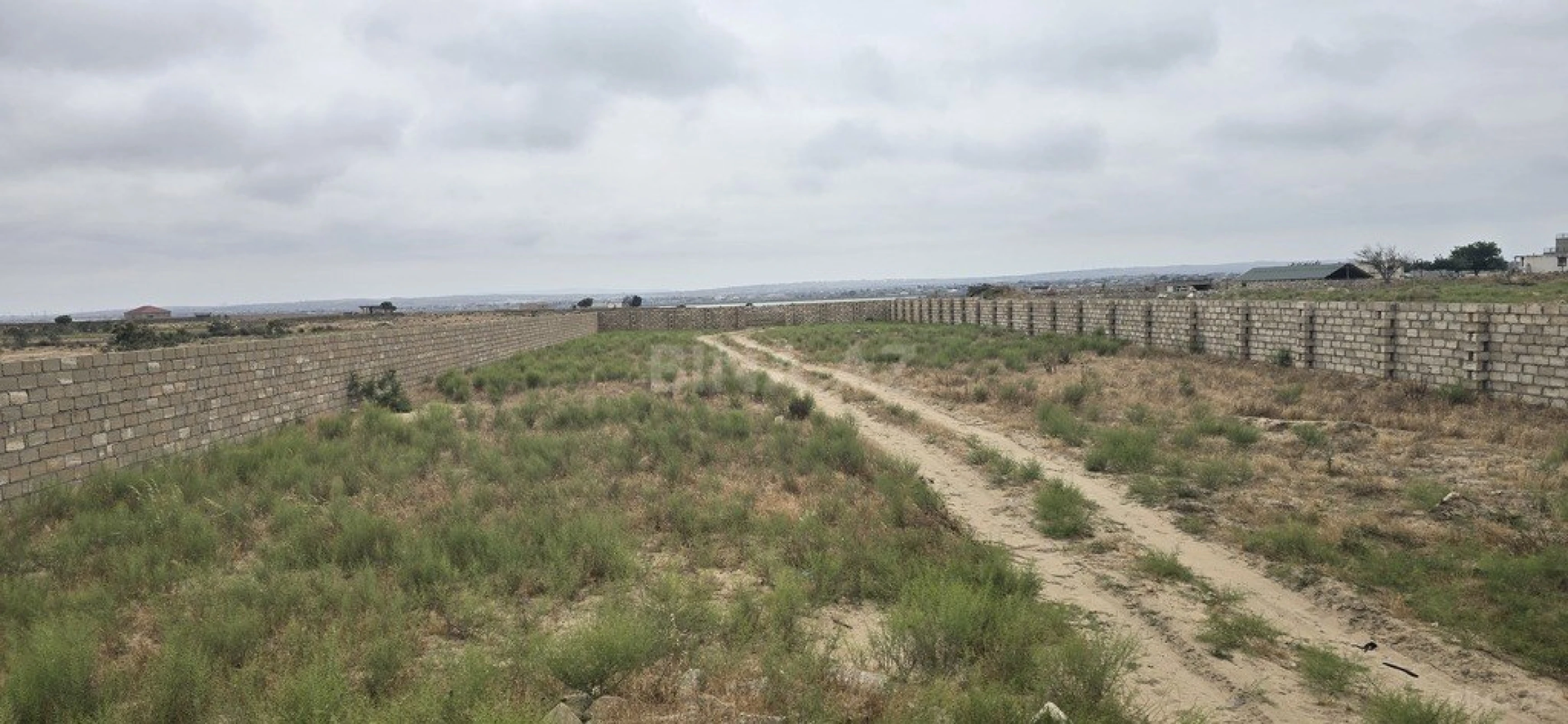 Satılır torpaq sahəsi 11 m²