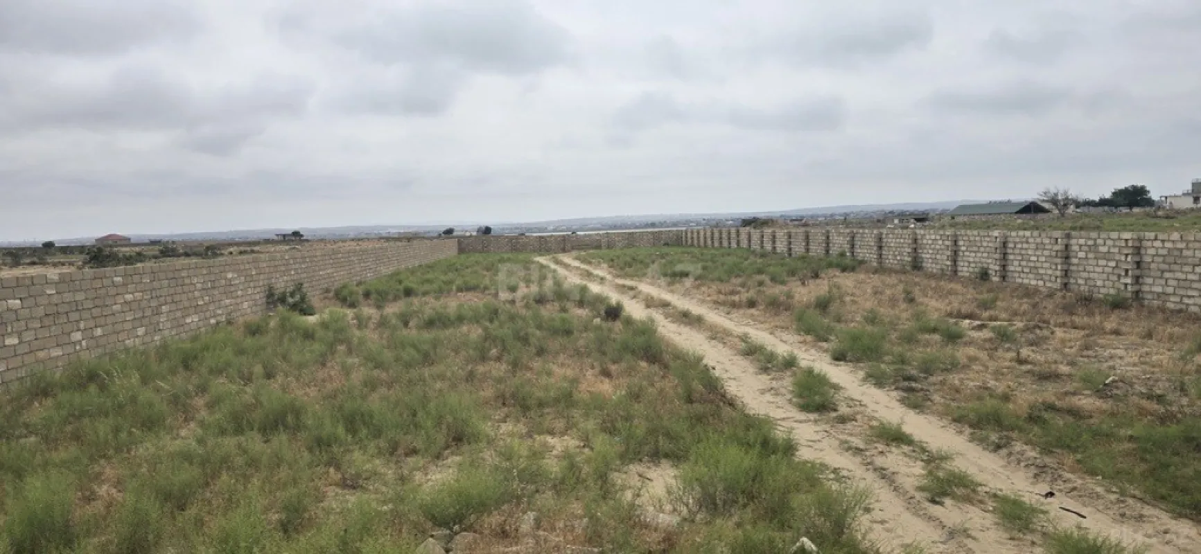 Satılır torpaq sahəsi 11 m²