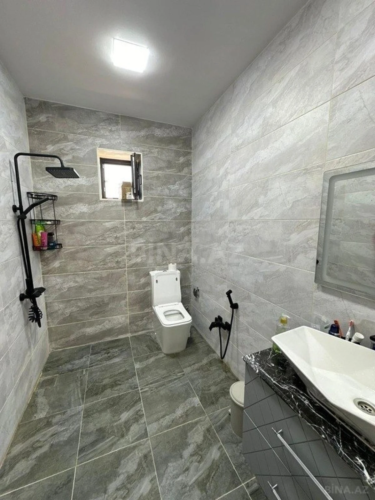 Kirayə verilir 4 otaqlı həyət evi 300 m²