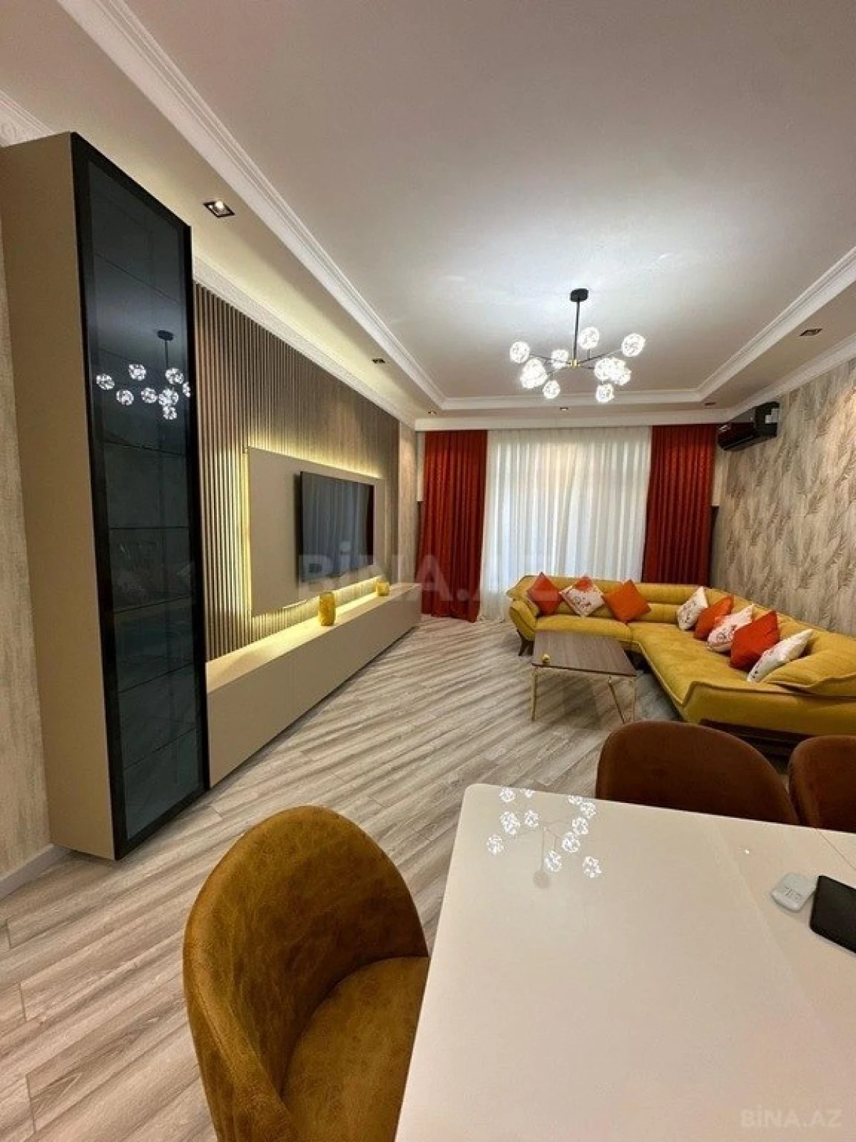 Kirayə verilir 4 otaqlı həyət evi 300 m²