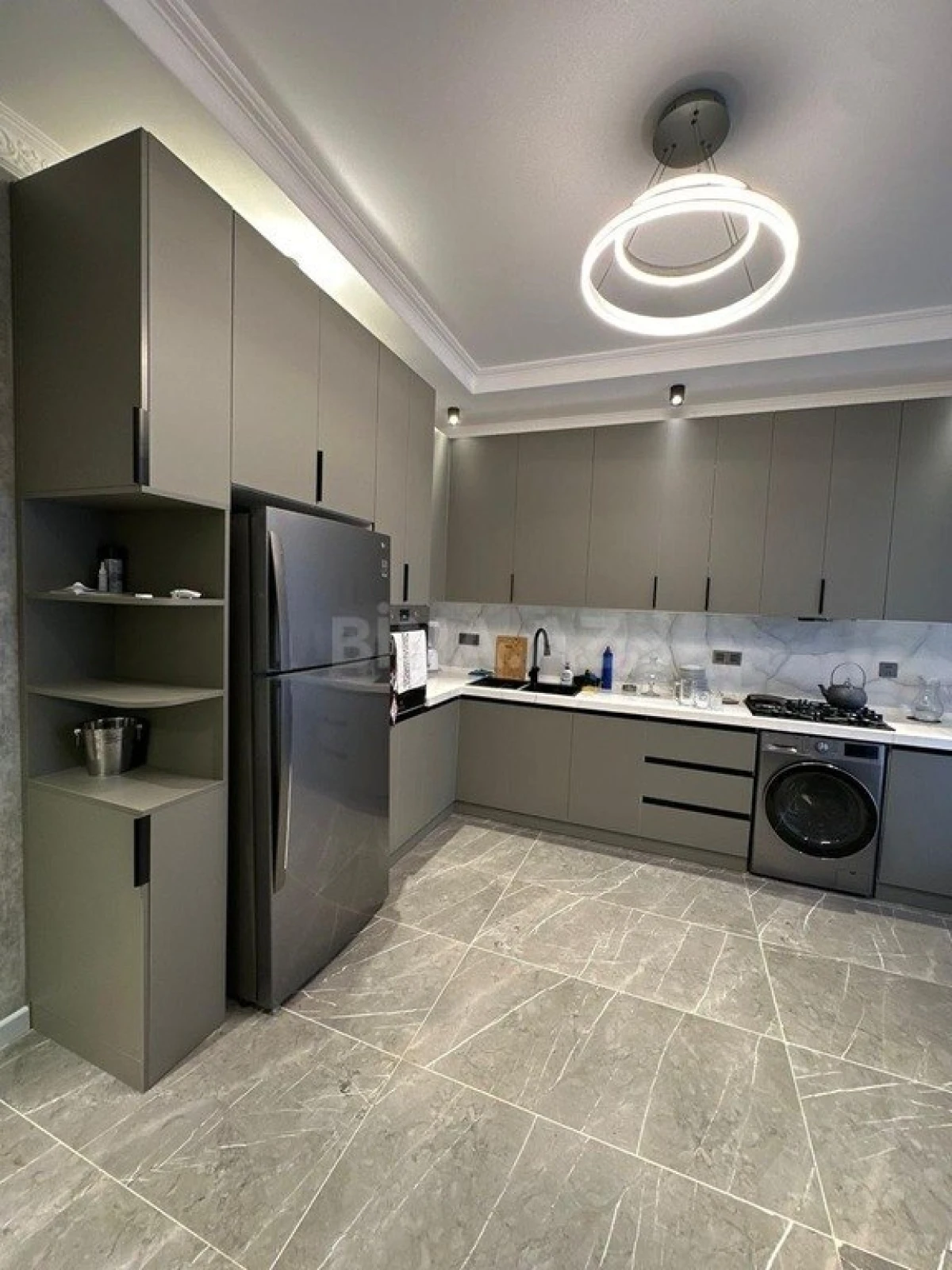 Kirayə verilir 4 otaqlı həyət evi 300 m²