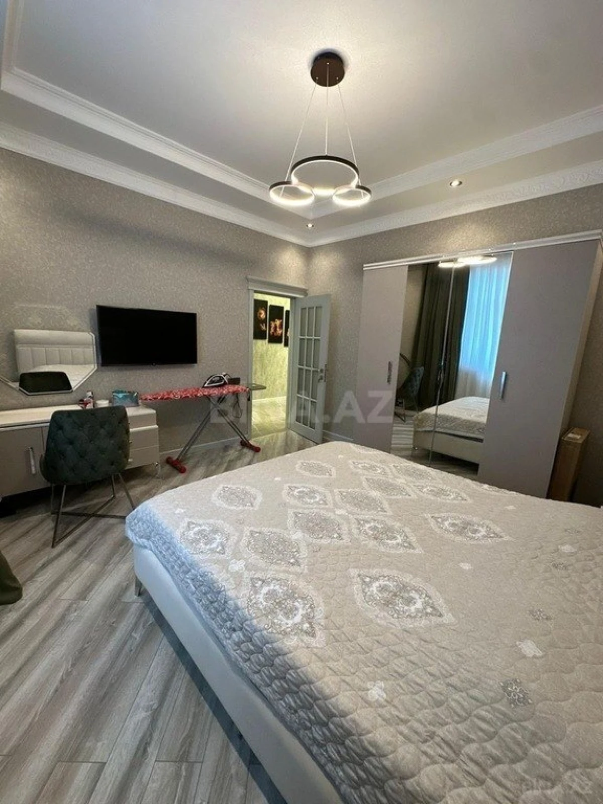 Kirayə verilir 4 otaqlı həyət evi 300 m²