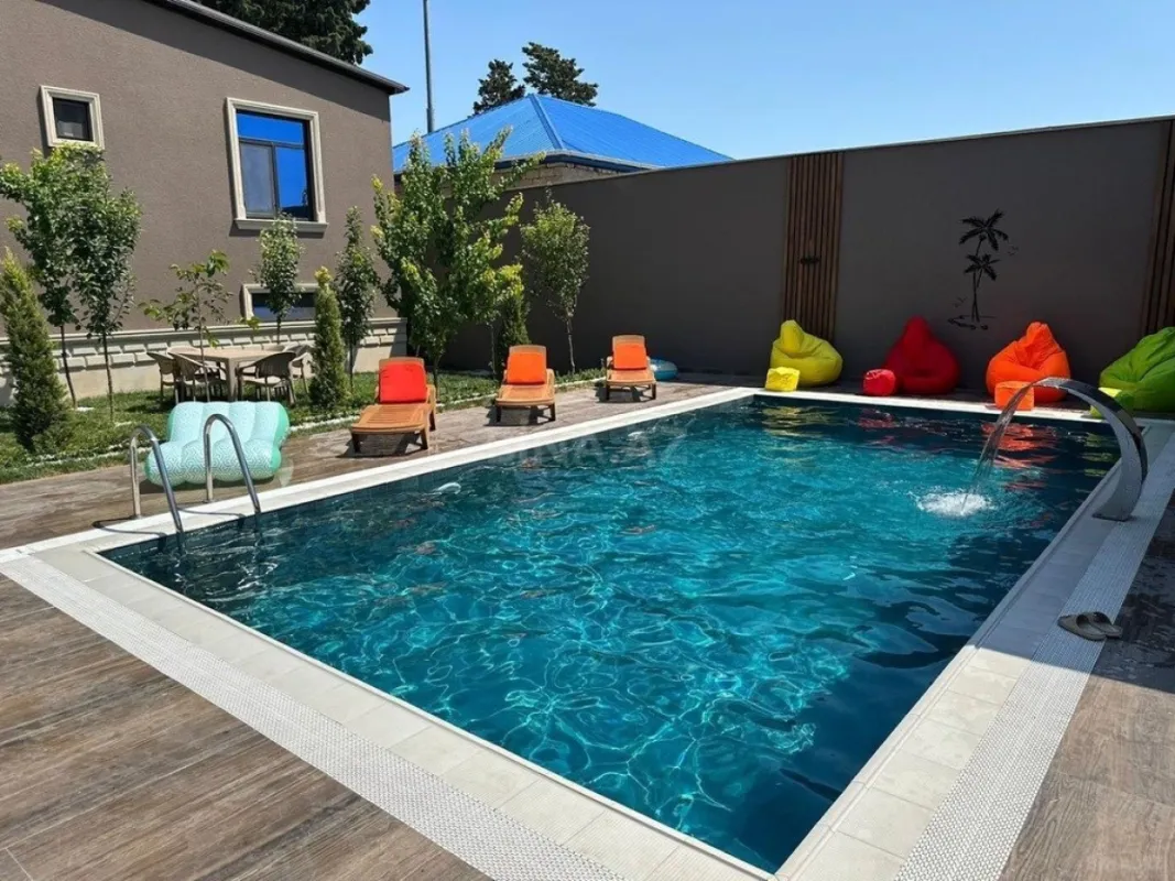 Kirayə verilir 4 otaqlı həyət evi 300 m²