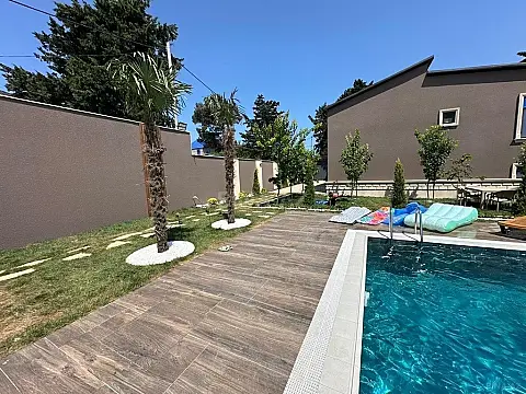 Kirayə verilir 4 otaqlı həyət evi 300 m²