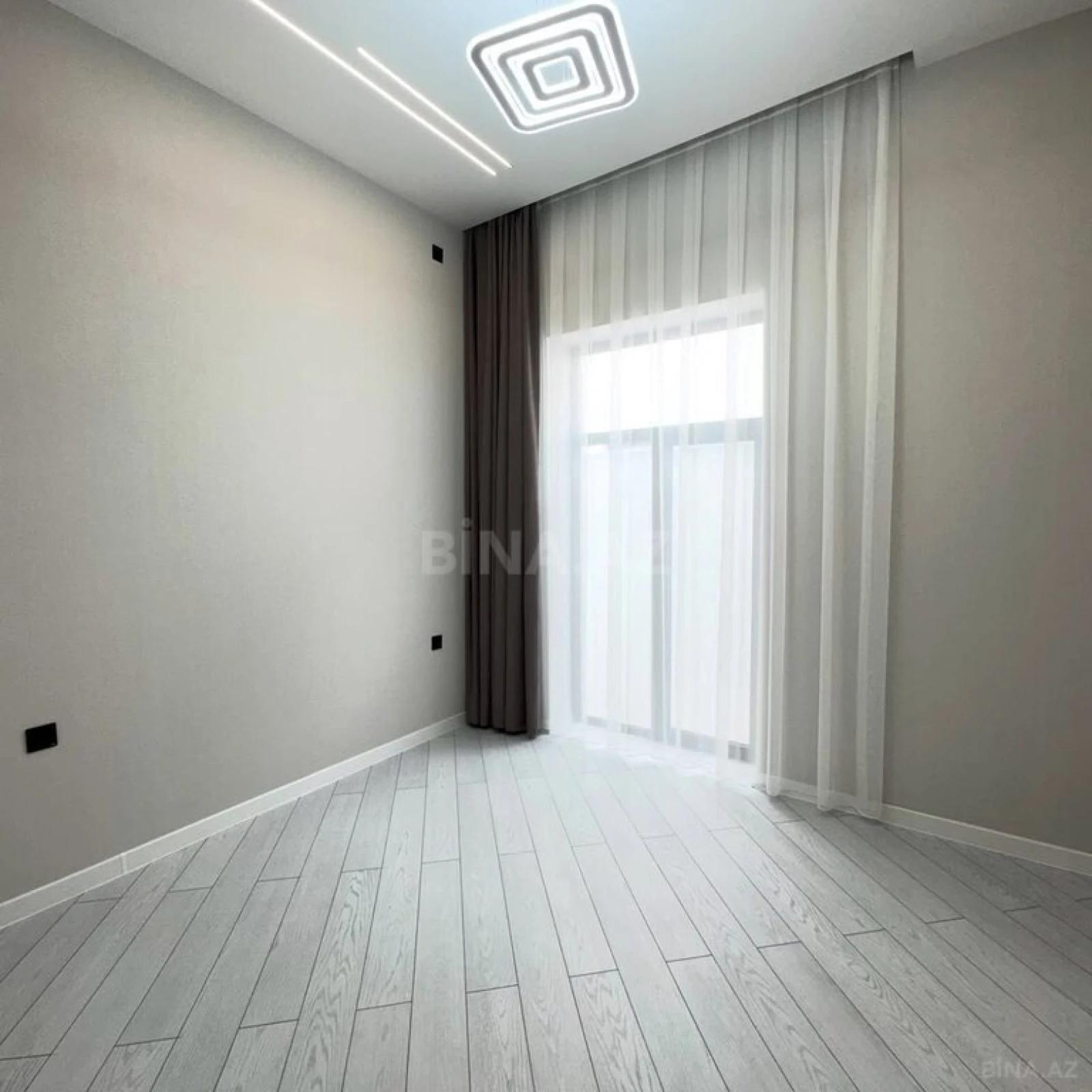 Satılır 4 otaqlı həyət evi 180 m²