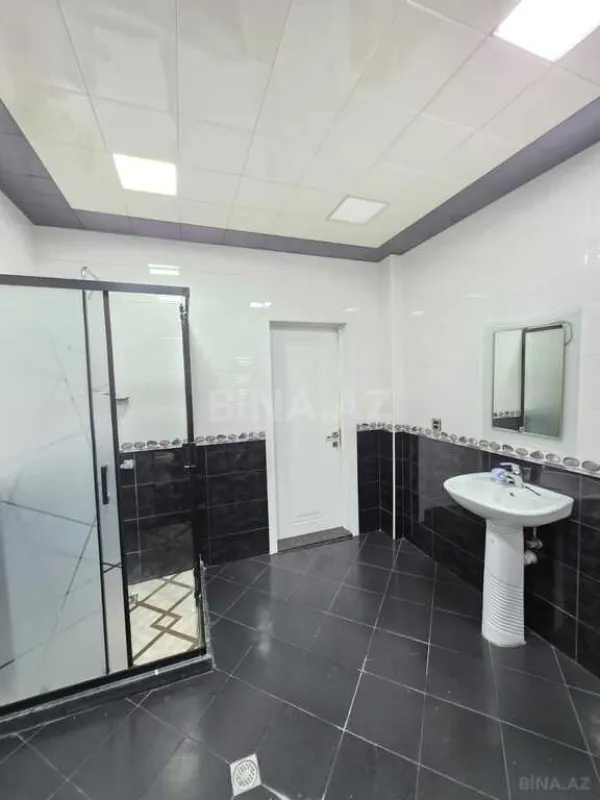 Satılır 3 otaqlı mənzil 110 m²