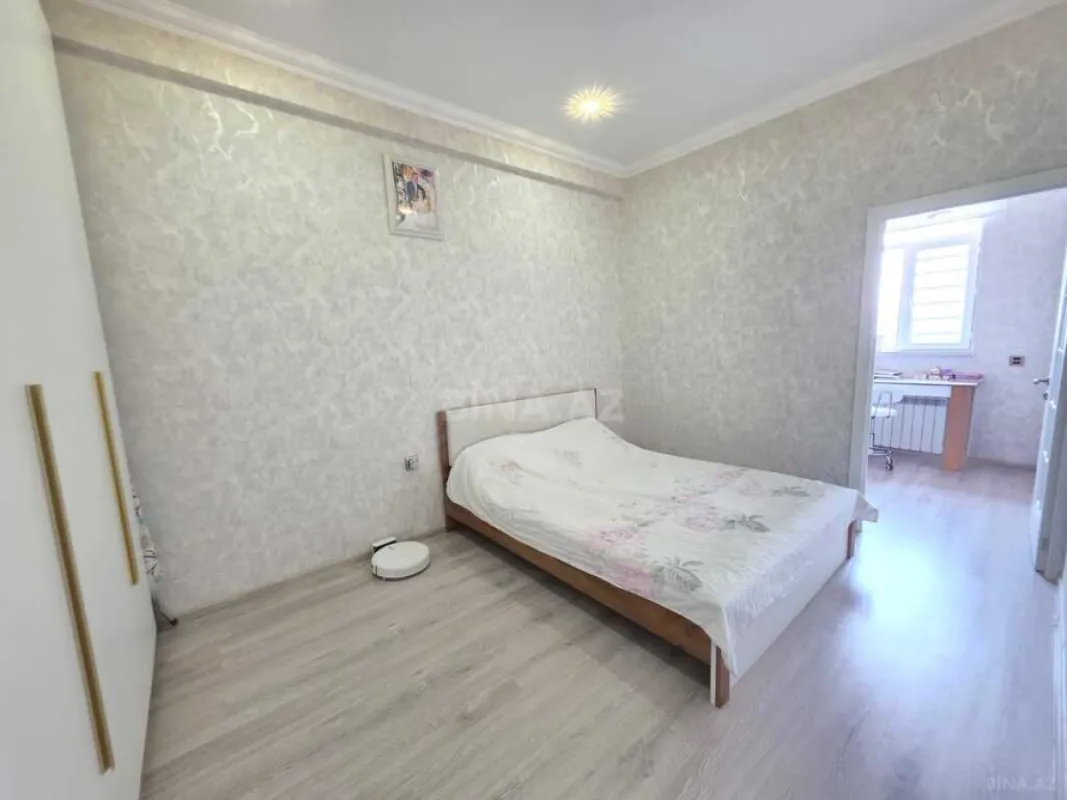 Satılır 3 otaqlı mənzil 110 m²