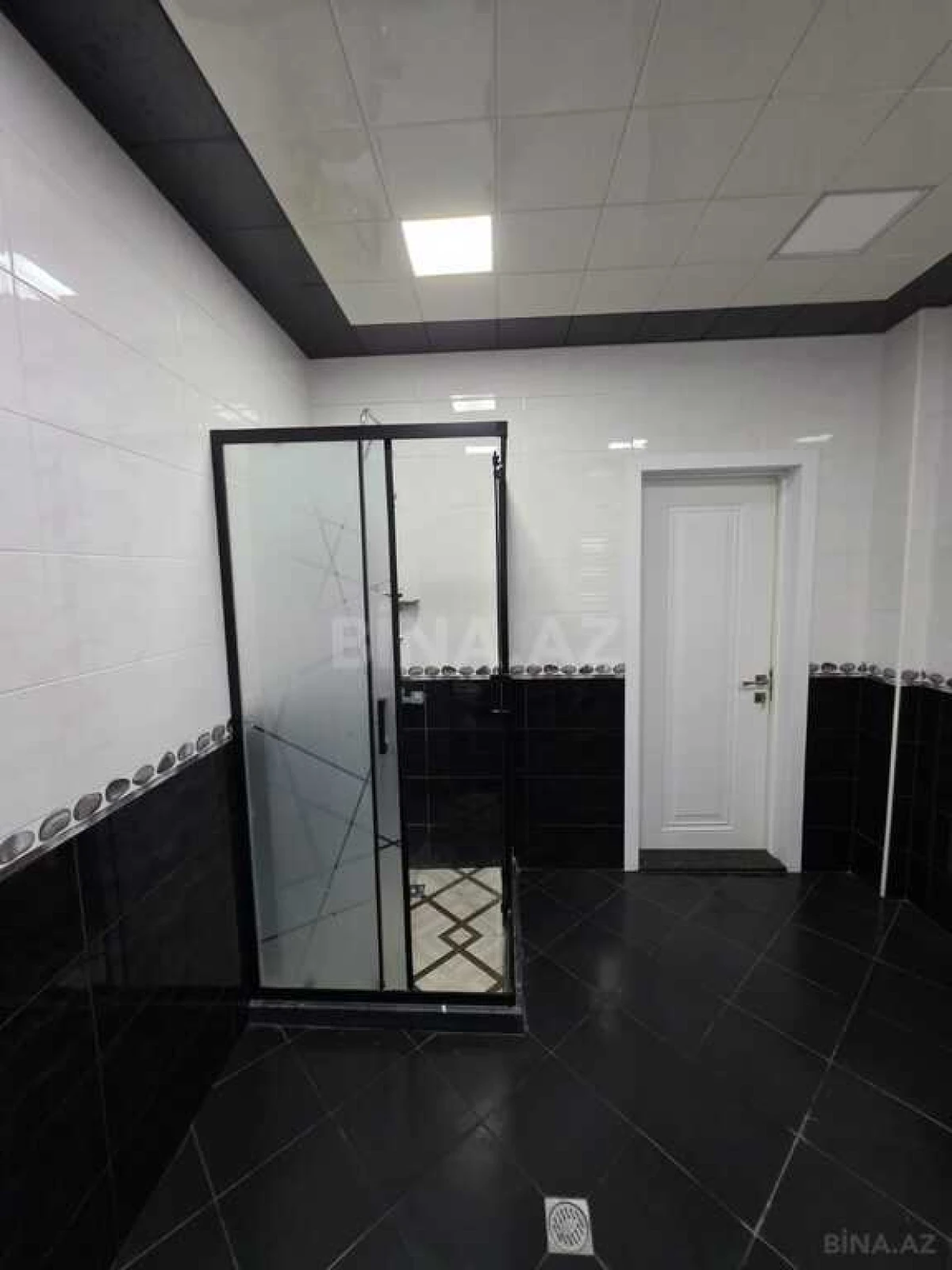 Satılır 3 otaqlı mənzil 110 m²