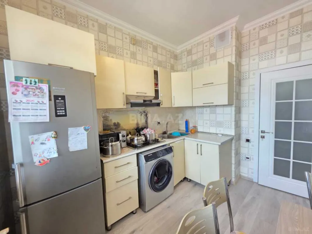 Satılır 3 otaqlı mənzil 110 m²