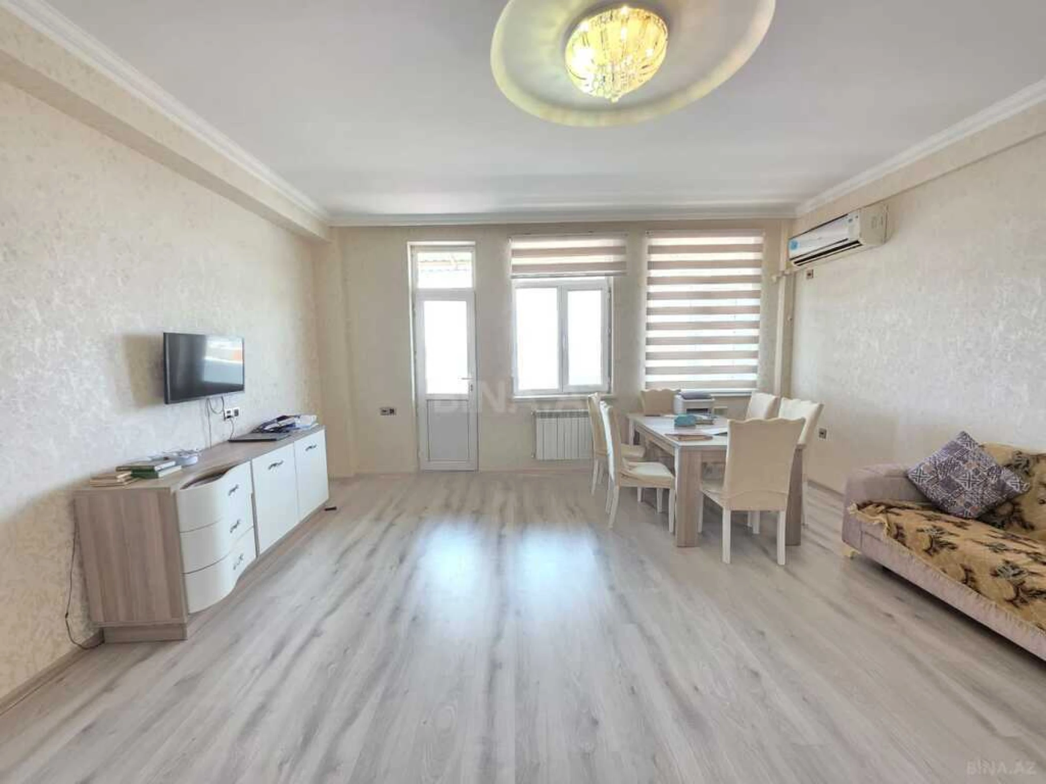 Satılır 3 otaqlı mənzil 110 m²