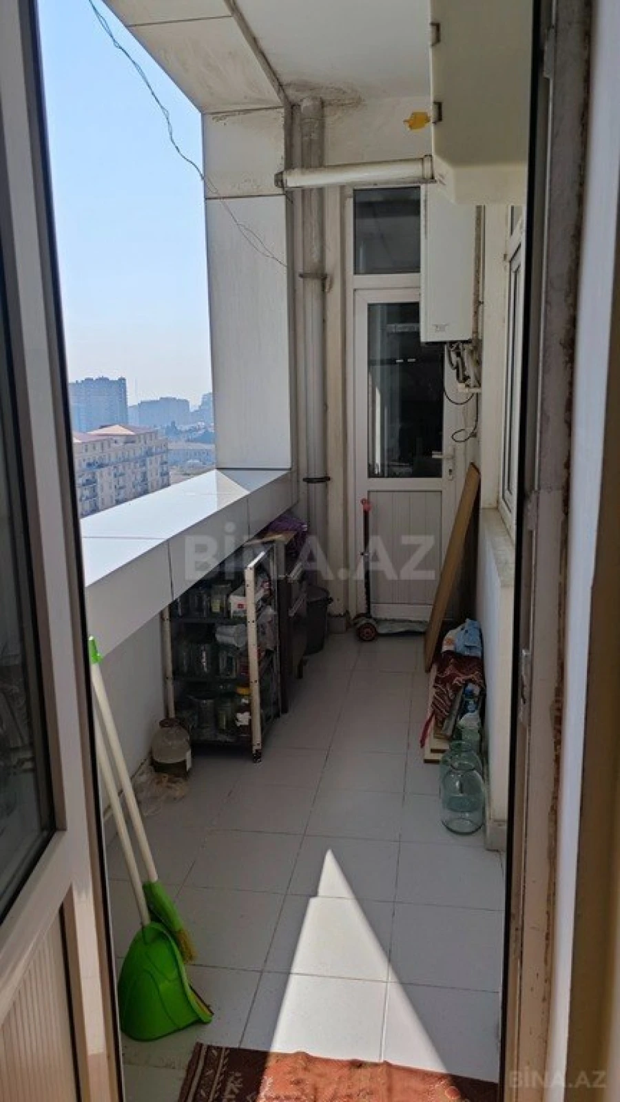 Satılır 3 otaqlı mənzil 140 m²