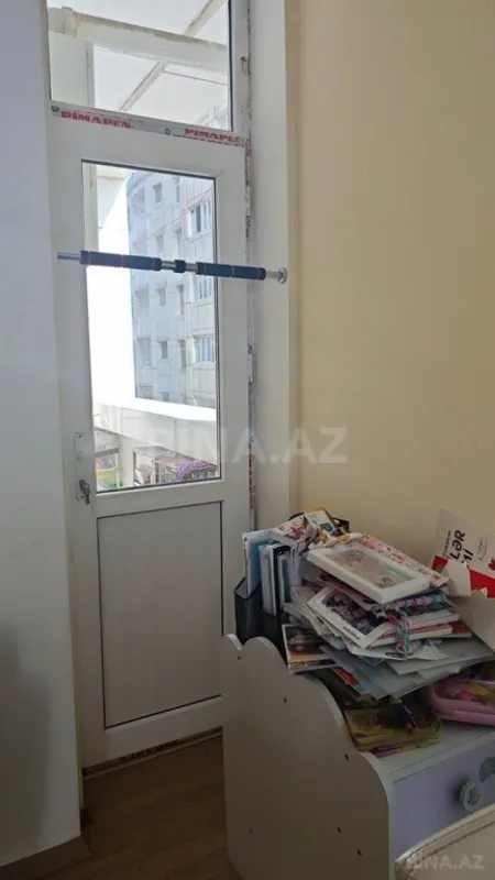 Satılır 3 otaqlı mənzil 140 m²