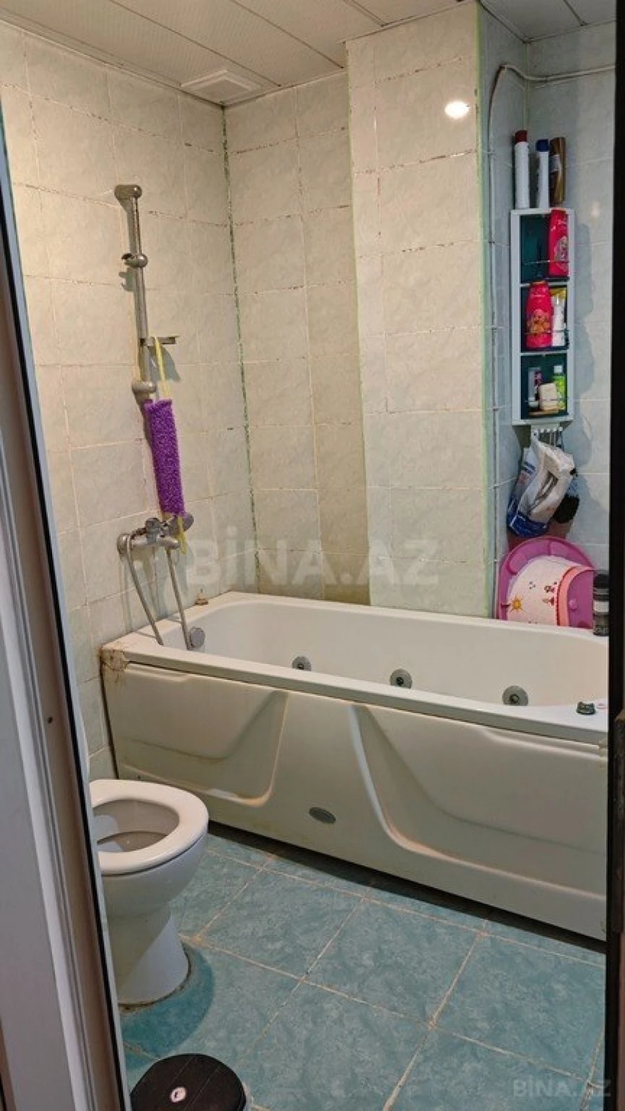Satılır 3 otaqlı mənzil 140 m²
