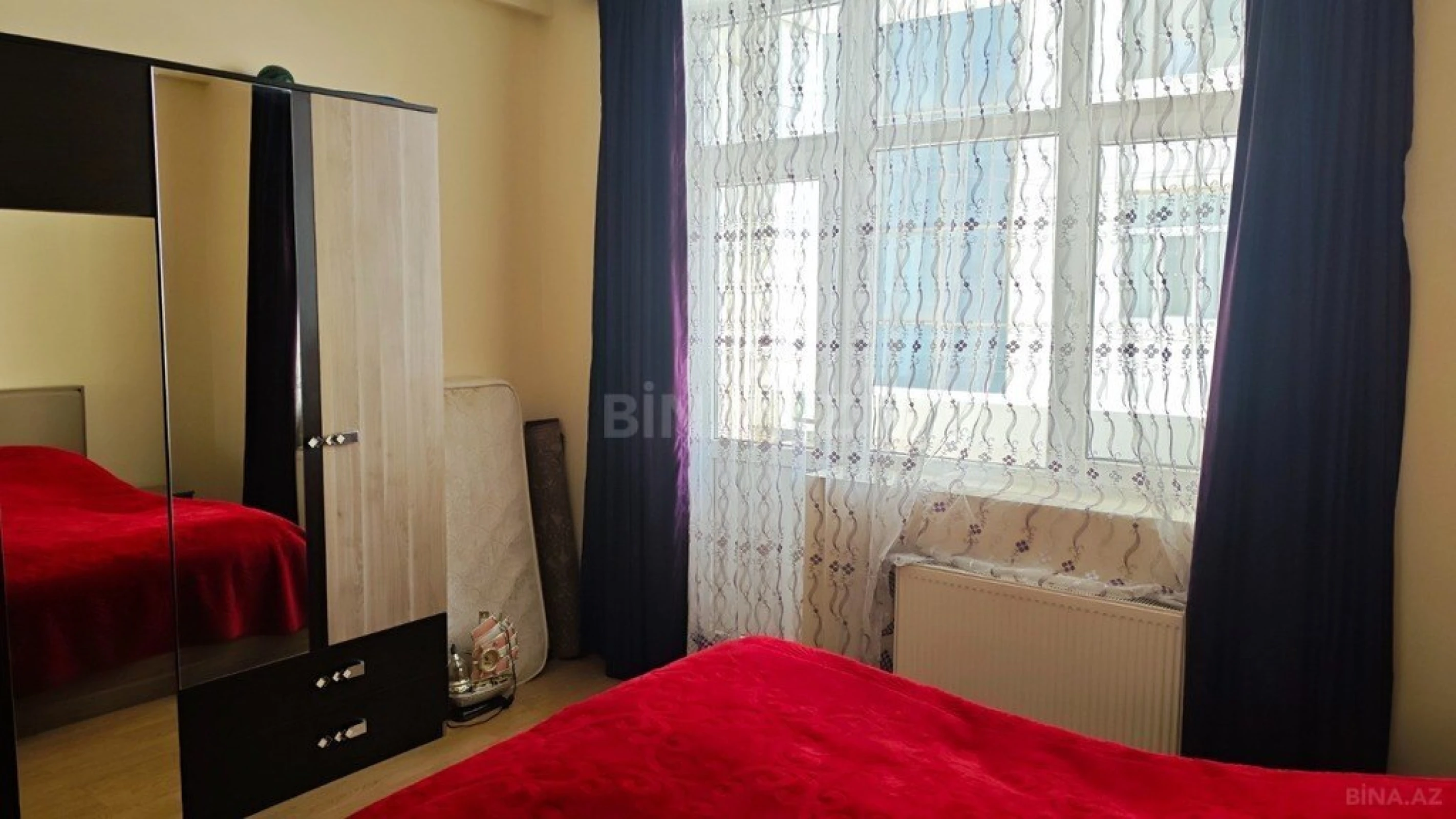 Satılır 3 otaqlı mənzil 140 m²