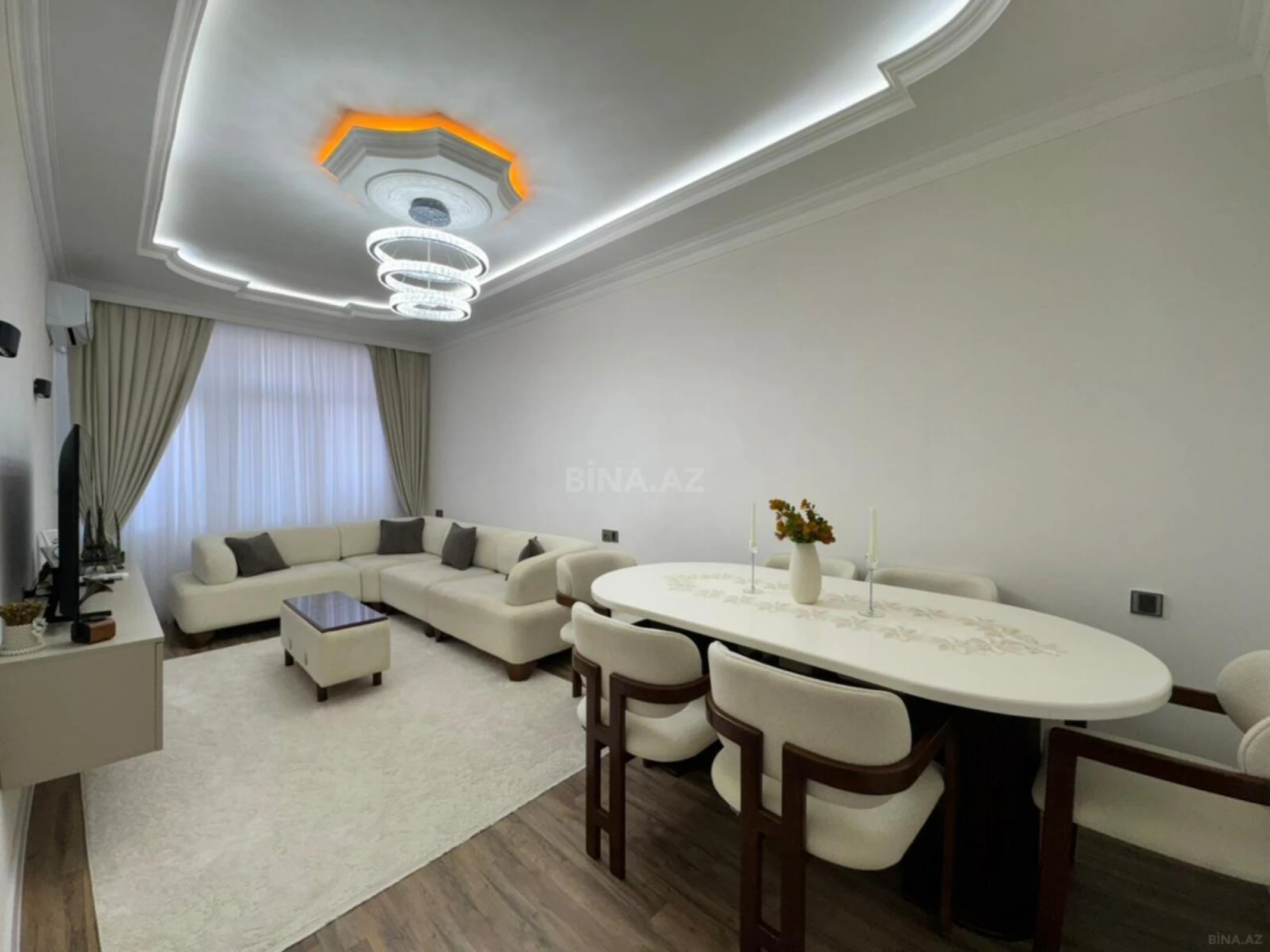 Satılır 2 otaqlı mənzil 70 m²