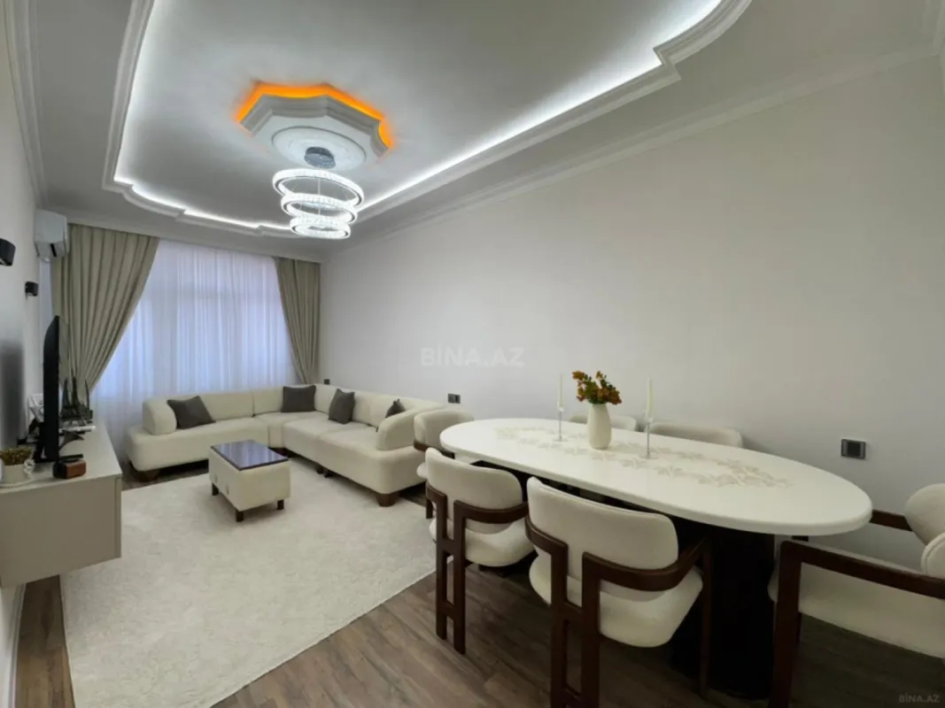 Satılır 2 otaqlı mənzil 70 m²