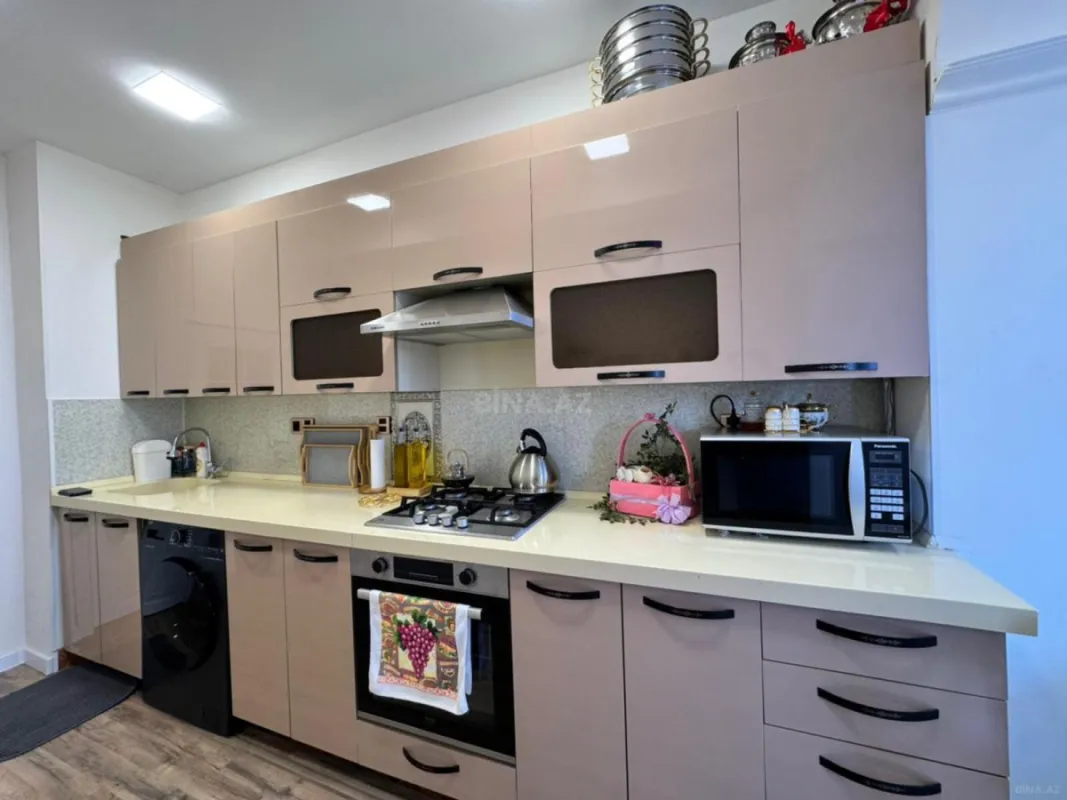 Satılır 2 otaqlı mənzil 70 m²
