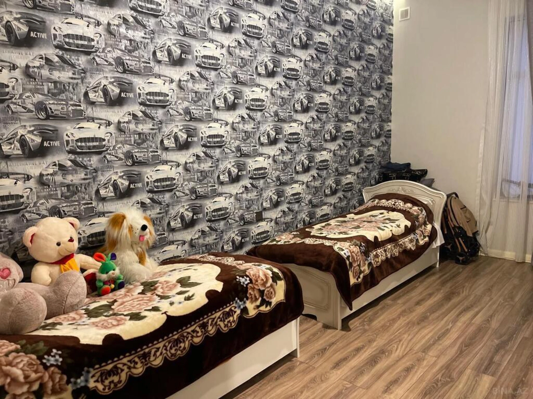Satılır 5 otaqlı həyət evi 250 m²
