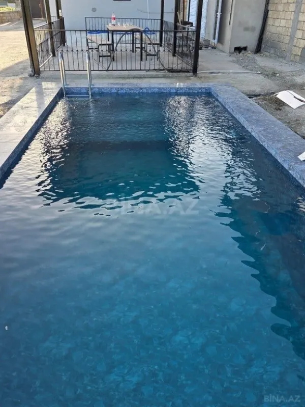 Kirayə verilir 4 otaqlı həyət evi 130 m²