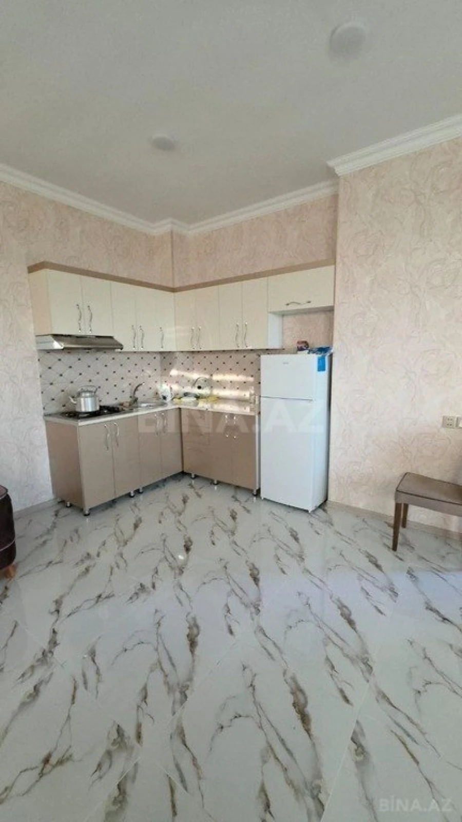 Kirayə verilir 4 otaqlı həyət evi 130 m²