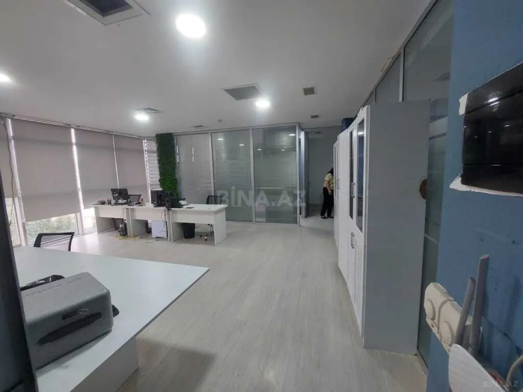 Kirayə verilir 5 otaqlı ofis 120 m²